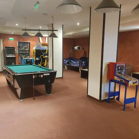 Forest Chamkoria Boroveț