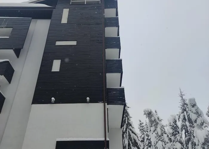 아파트 Forest Chamkoria 보로베츠